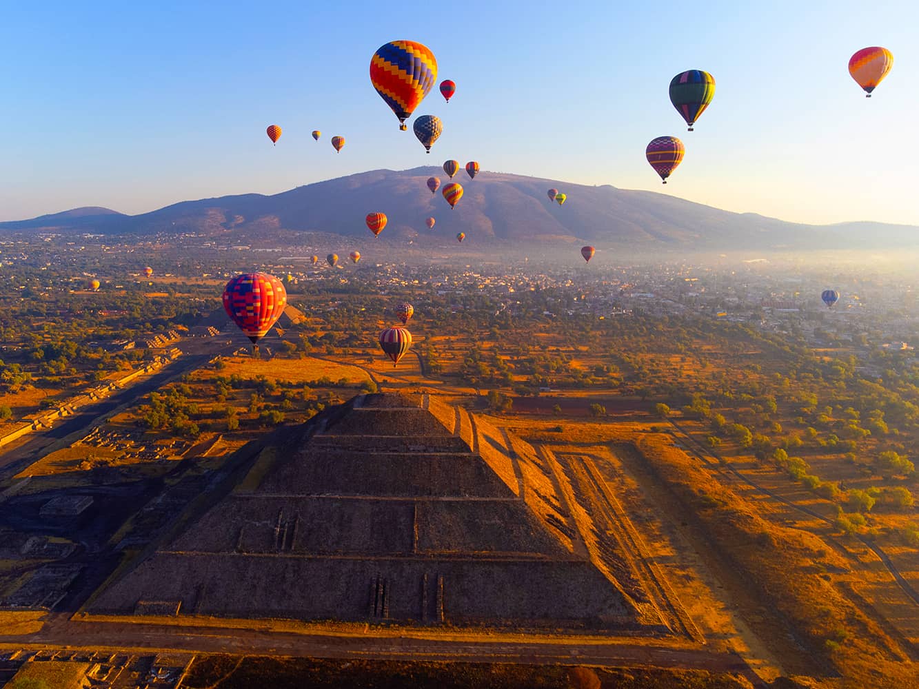  Teotihuacan Pyramids sunrise hot air balloon ride  