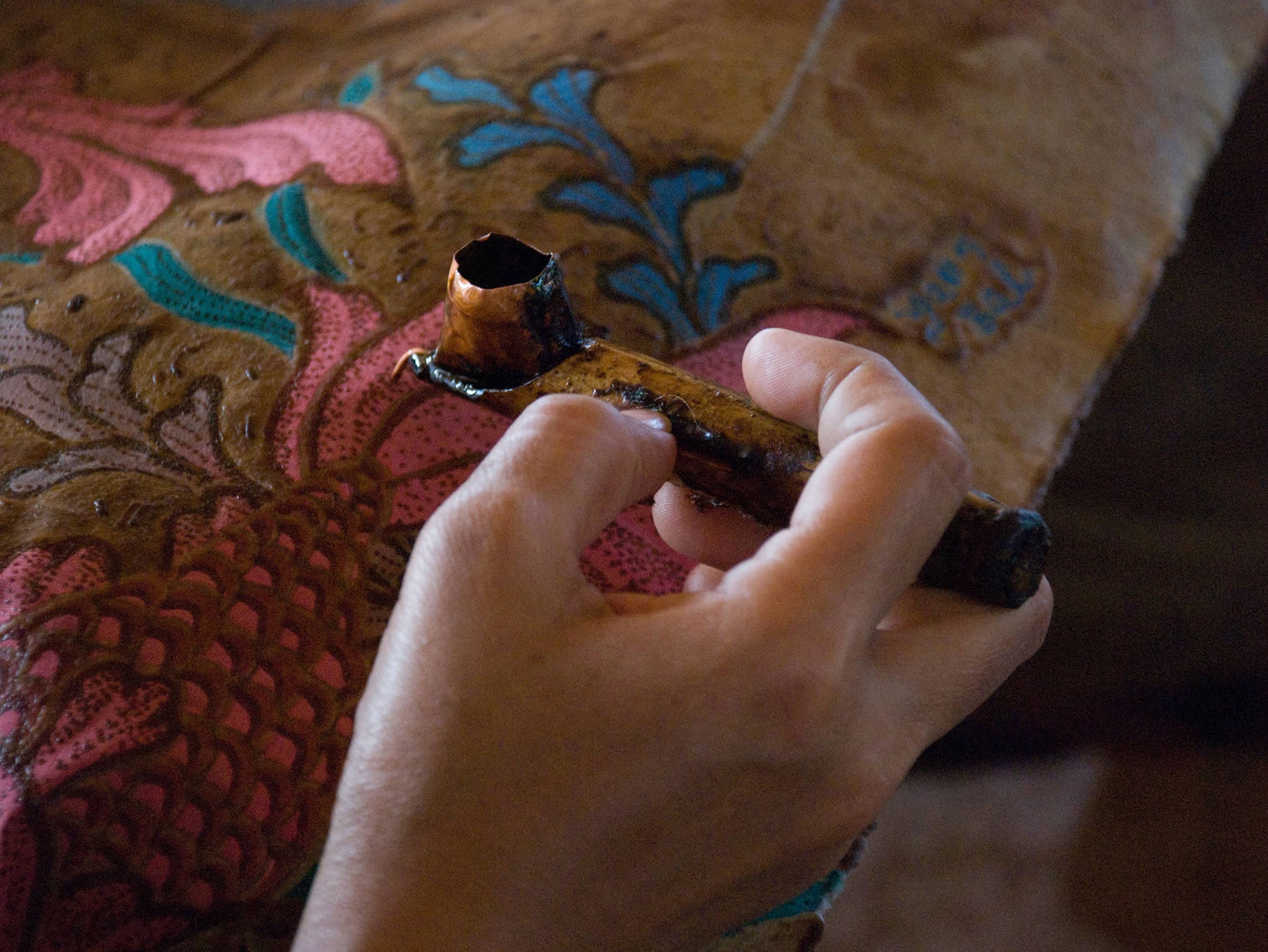  Take a Batik painting class  