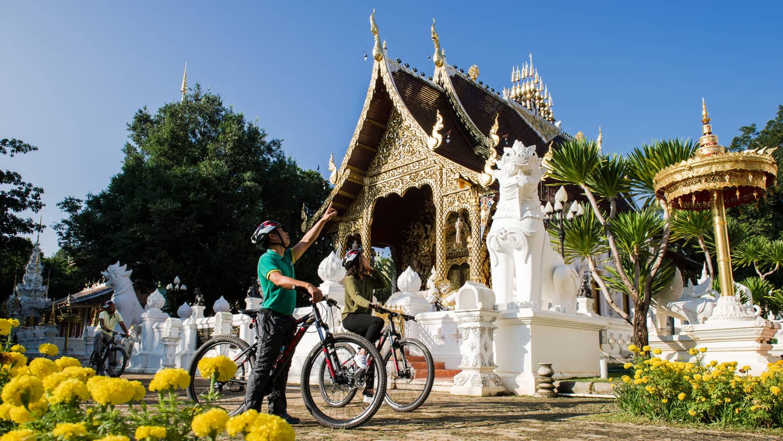 Traditional Thai temple on the Tour de Mae Rim bike tour