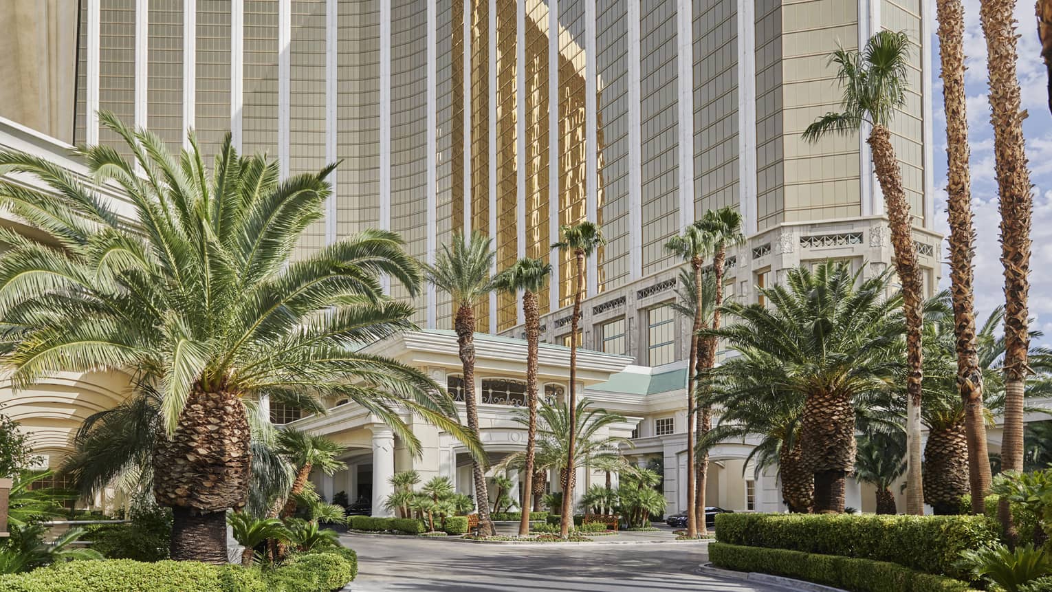 Palm trees along entrance of Four Seasons Hotel Las Vegas exterior