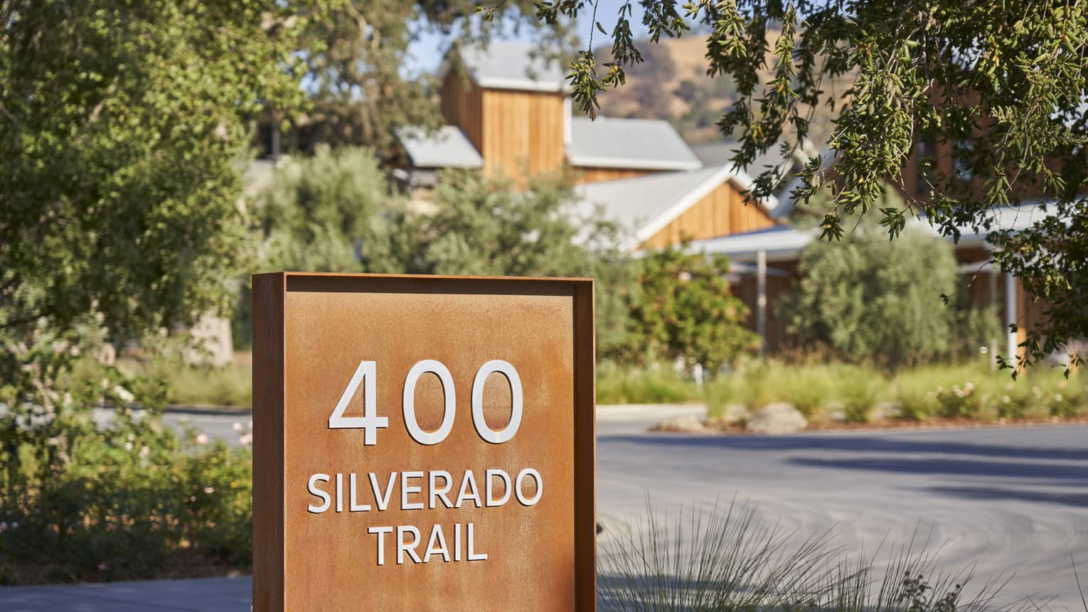 A street sign that says "400 Silverado Trail."