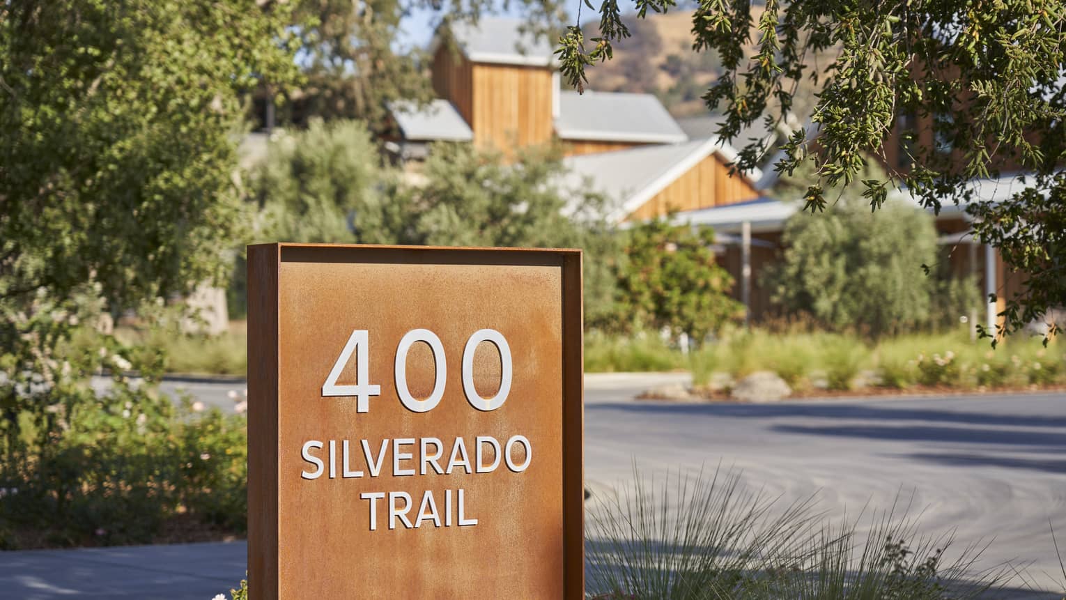 A street sign that says "400 Silverado Trail."