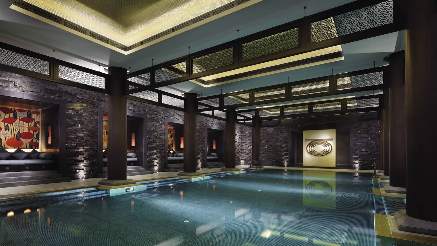 Indoor swimming pool under black brick beams, walls, Chinese art