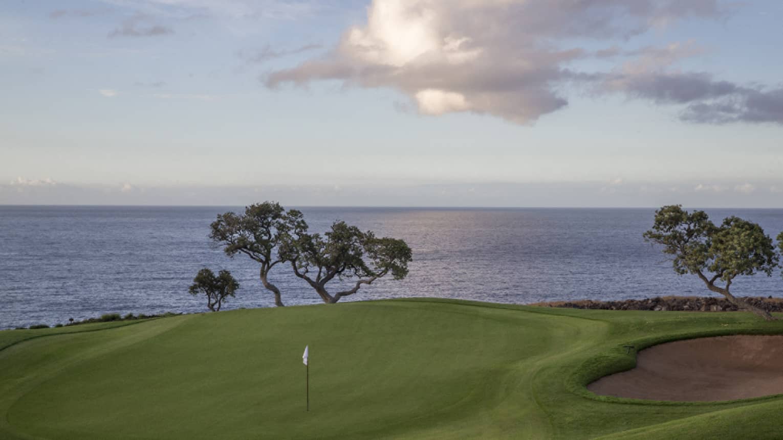 Four Seasons Lanai golf course with ocean view