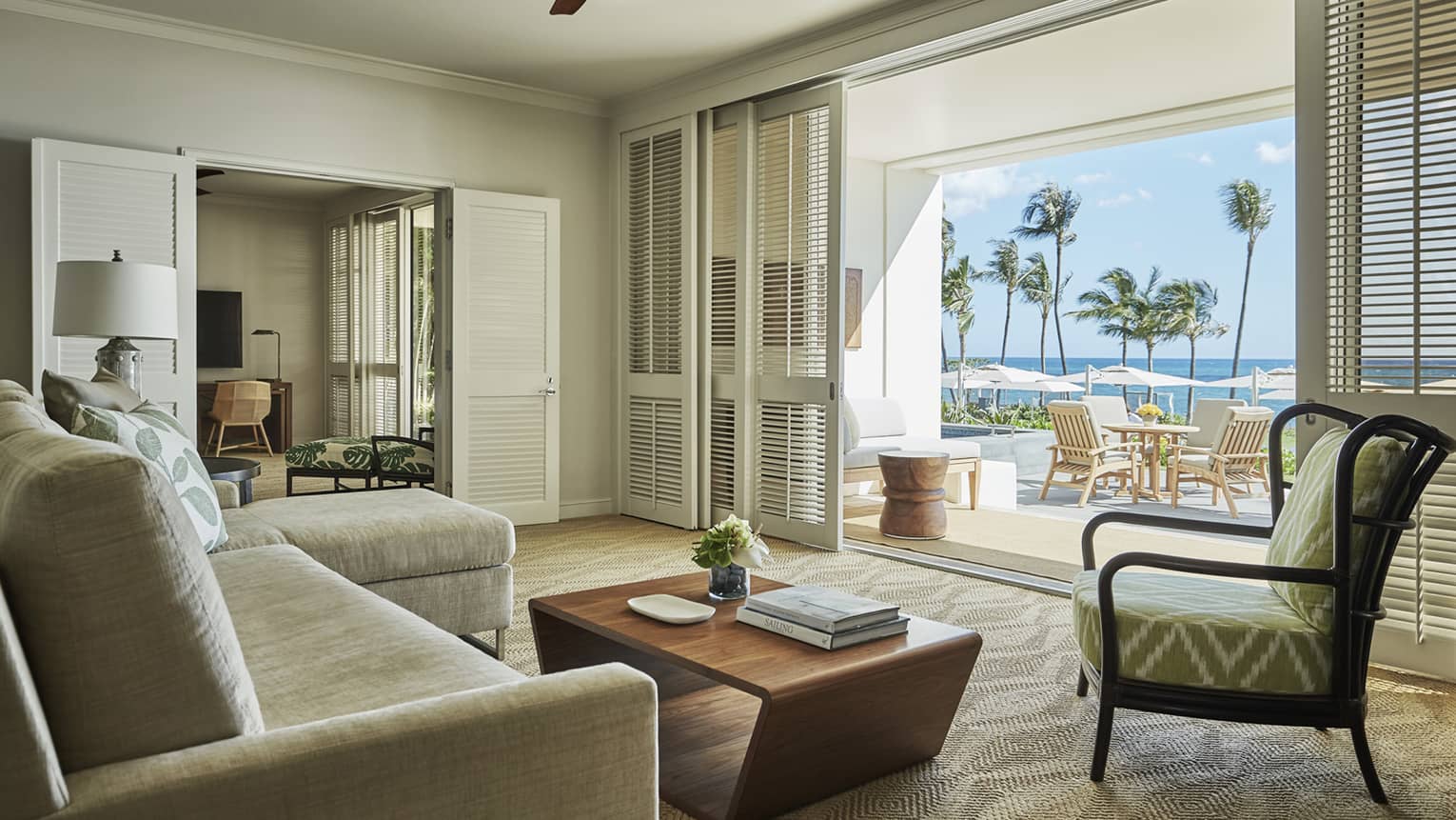 Pacific Suite living area with view to the ocean