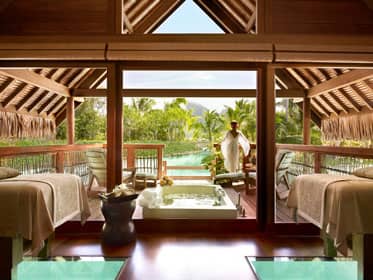  Unwind in the Resort’s holistic spa  