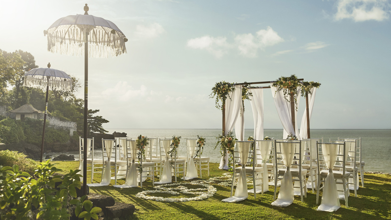 Island Gazebo in Four Seasons Resort Bali at Jimbaran Bay